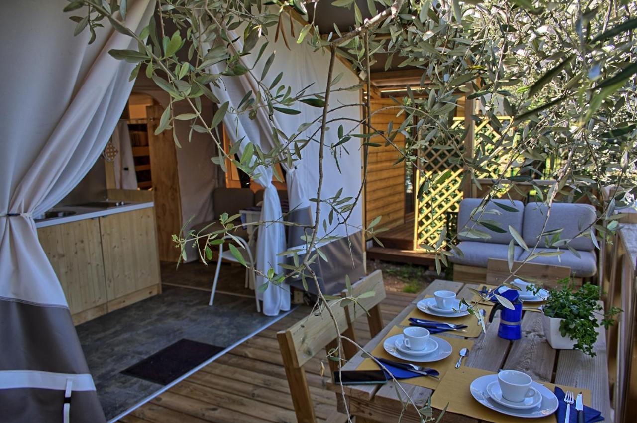 Monja Camping Village Бренцоне-суль-Гарда Экстерьер фото