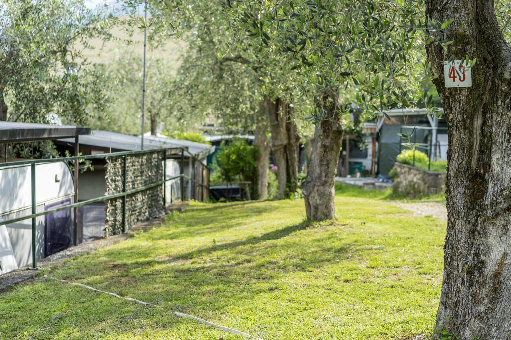Monja Camping Village Бренцоне-суль-Гарда Экстерьер фото